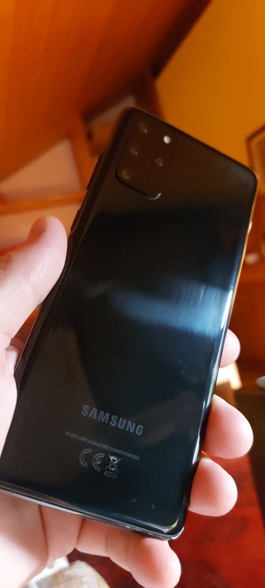 Samsung s20 plus
