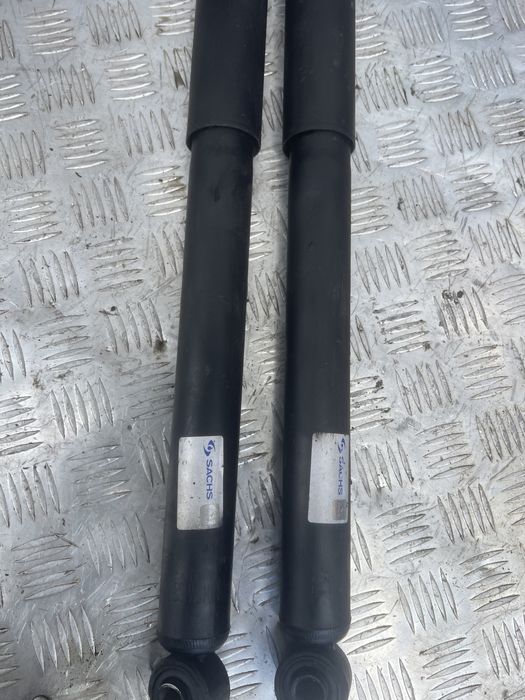 Задняя стойка как новые амортизатор escape maferick ford