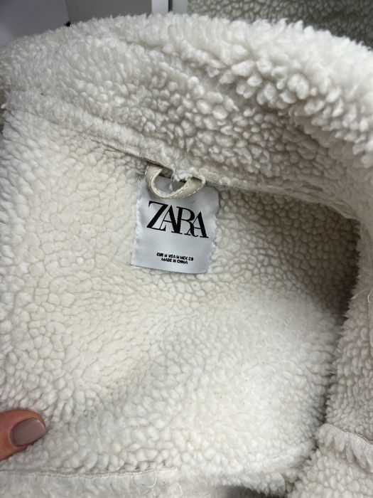 Дубленка белая zara