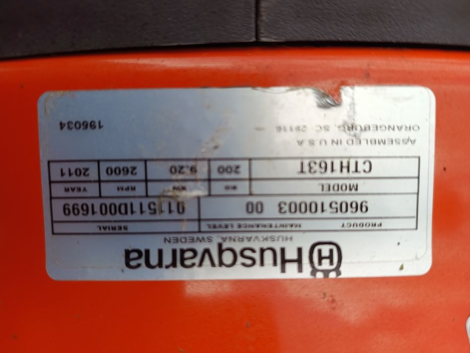 Kosiarka Traktorek Husqvarna V-Twin 16kM Kawasaki napęd hydrosta Pług