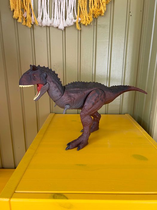 Інтерактивна іграшка динозавр Jurassic World