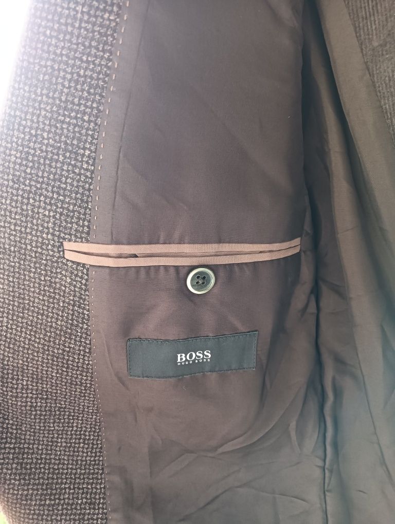 Piękna marynarka z kamizelką Hugo Boss wełna dziewicza