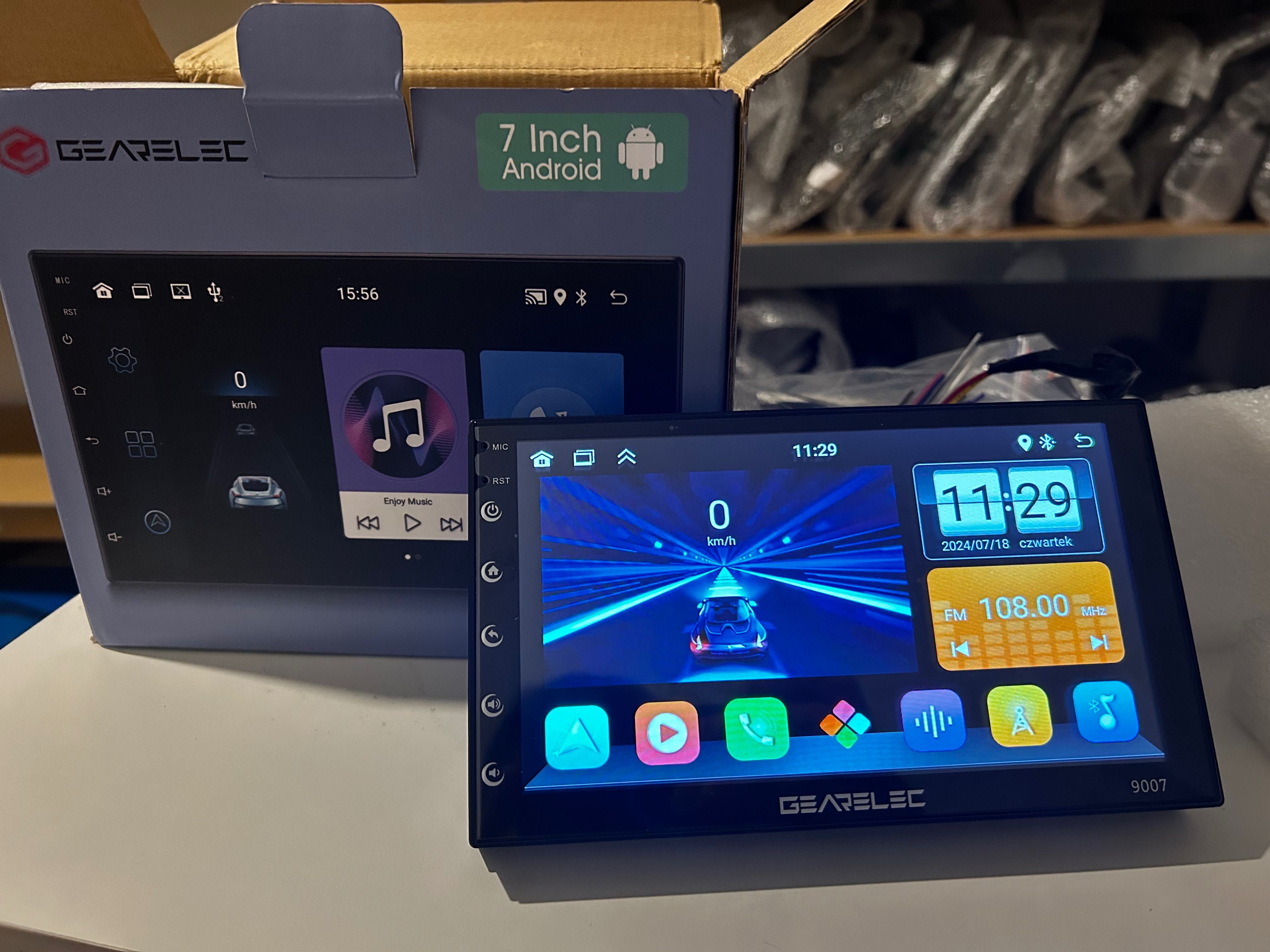 Radio/ Android  7 Cali (2/32gb CarPlay/Android auto)