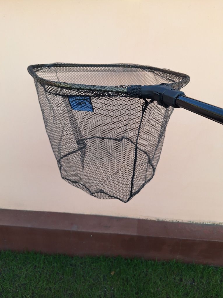 Podbierak wędkarski FL sztywna rama 53#57cm gumowany