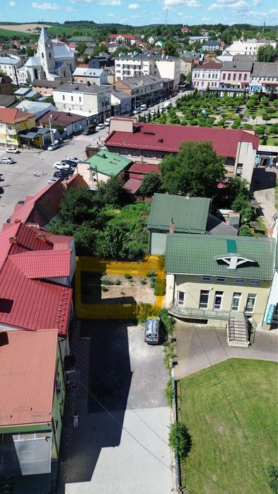 Земельна ділянка в центрі м.Мостиська