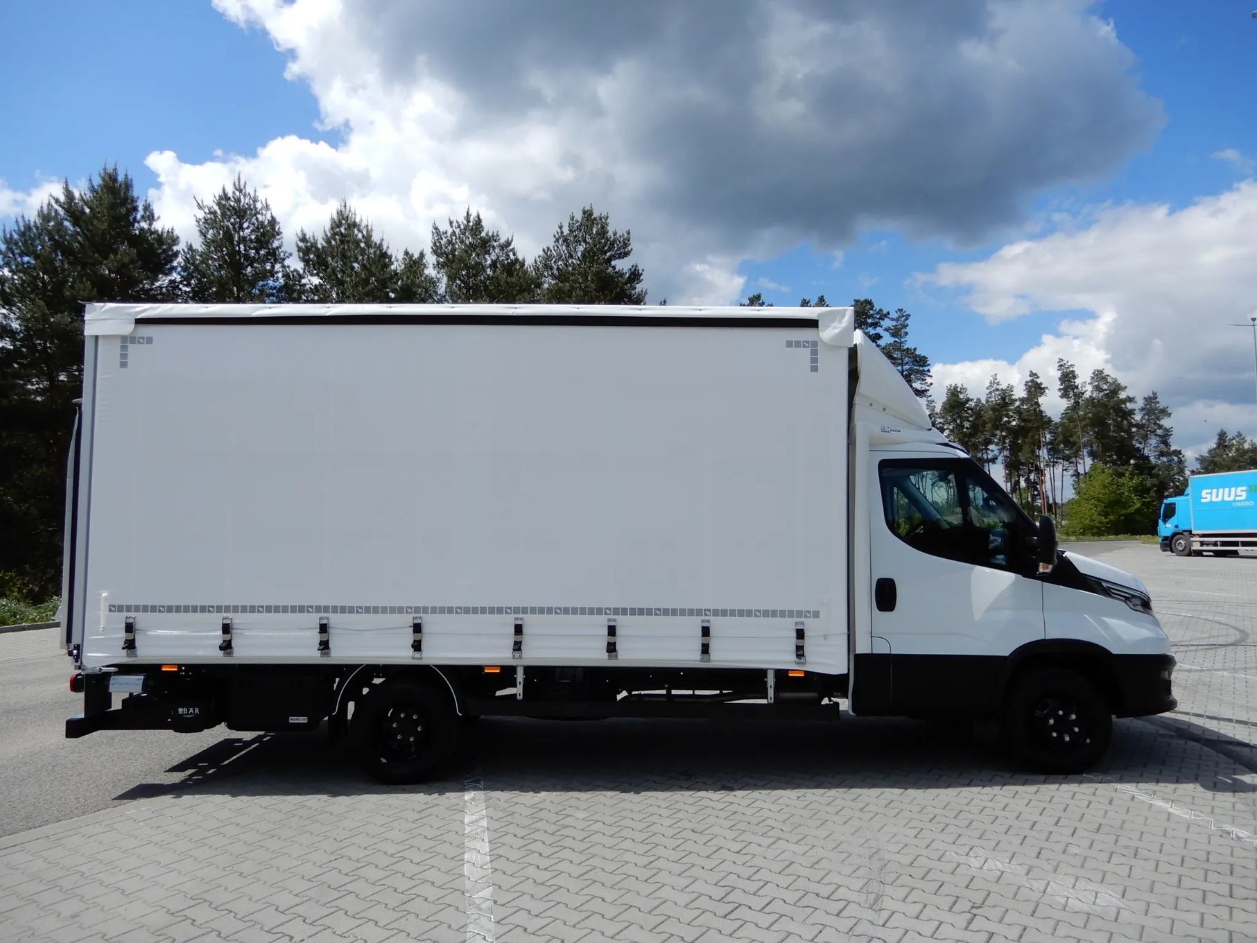 Iveco DAILY 50C18 FIRANA Skrzynia 4.97 Cm 10 E.Palet + Wida Załadowcza BÄR 1500 Kg Full Led Stan Faktyczny NOWY POLECAM !!!  100 % Bezwypadkowy ! Oryginał Lakier ! Salon PL ! Gwarancja Przebiegu