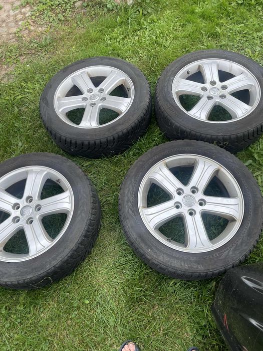 Felgi Chrysler Pacyfica 5/127 z oponami Nokian 235/19/65