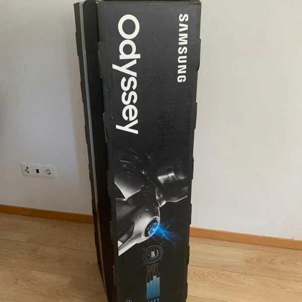 Monitor Samsung Curvo 49" - QLED, 32:9, 144Hz, HDR