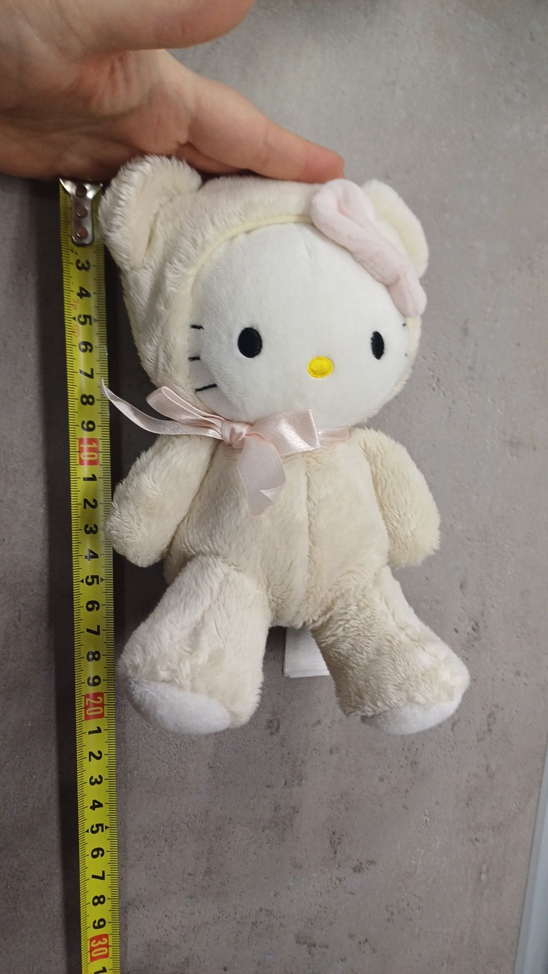 Unikatowa Uzy. Pluszak hello kitty  w przebraniu misia z H&M
