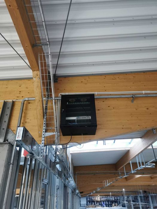 Montaż kamer/Naprawa, spawanie światłowodów/TV/Budowa sieci Lan/Wifi