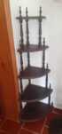 Estante canto madeira