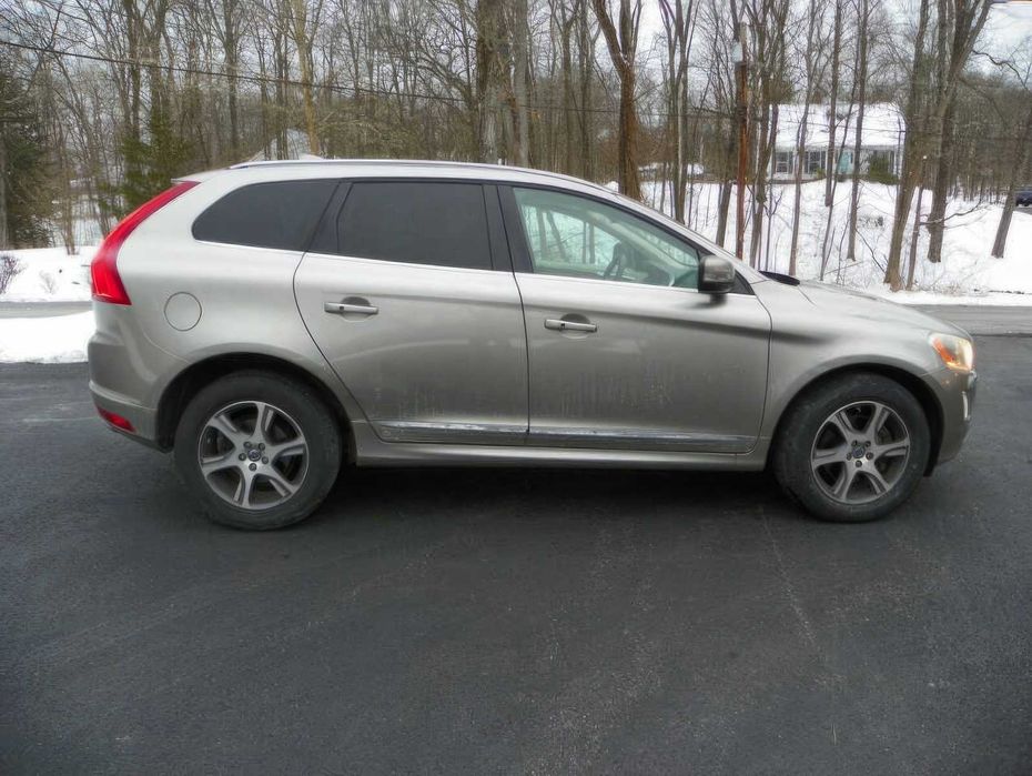 Volvo XC60 T6 Premier Plus      2015