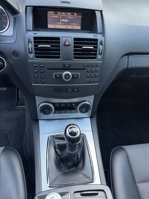 MERCEDES C180, NAVI, Klimatyzacja, Półskóra, Parktronik, Bardzo Ładny.