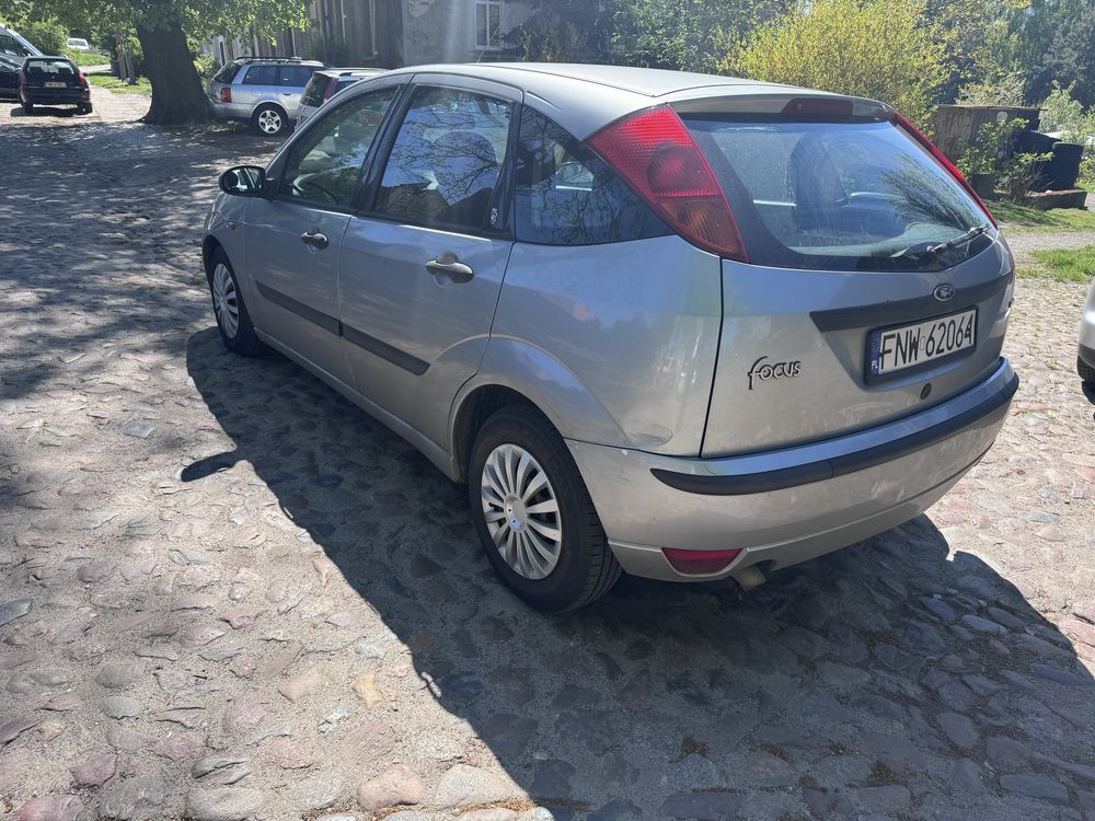 2004r ford fokus ghia