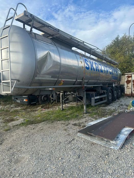 Schwarzmuller  Naczepa beczka Schwarzmuller