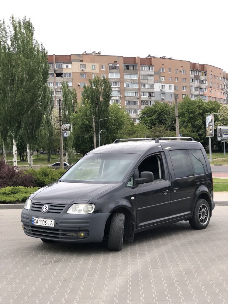 Продам Volkswagen Caddy Life