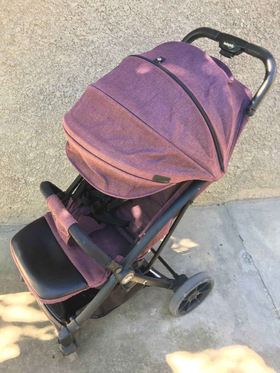 Прогулянкова коляска BabyHit Impulse