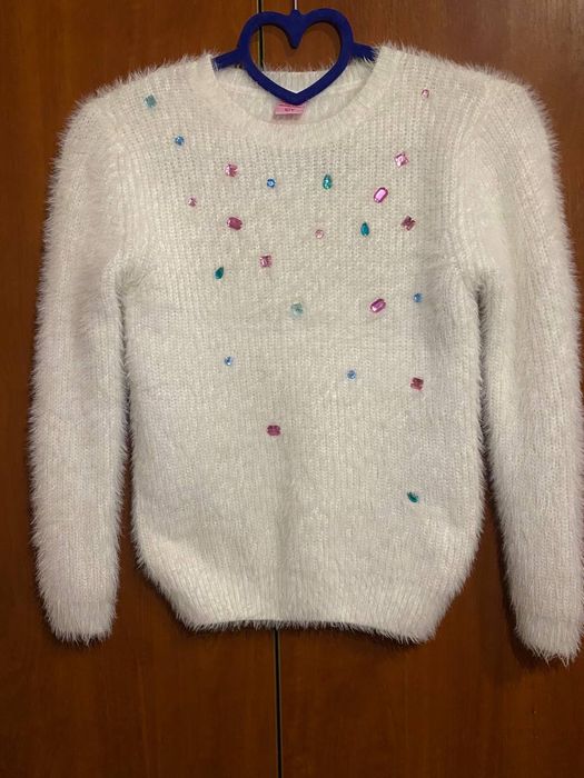 Светрик для дівчинки