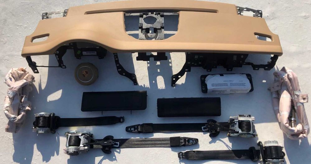 Porsche Macan Airbag подушки безопасности консоль