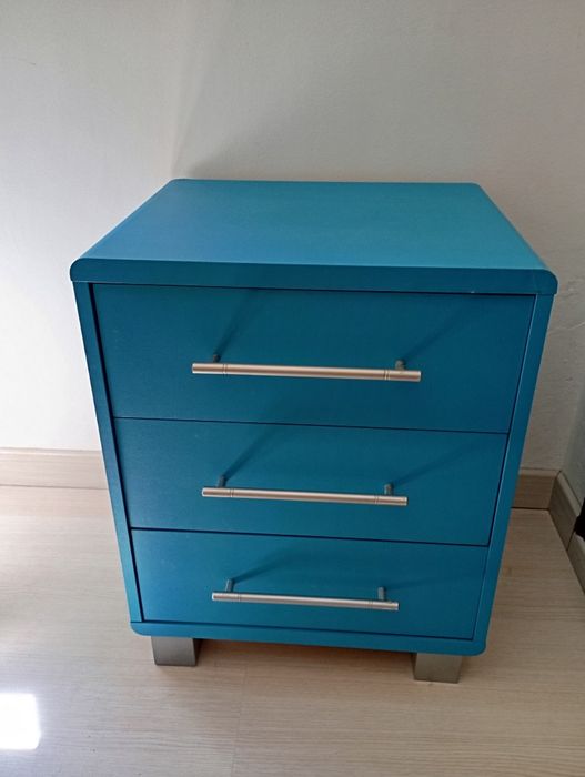 Pequeno móvel em muito bom estado