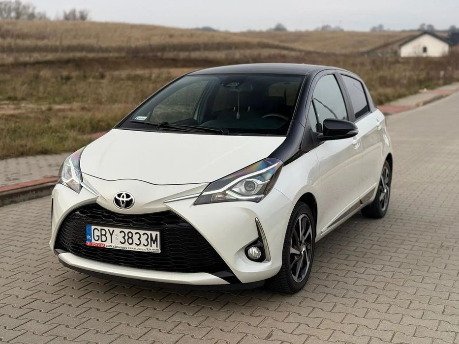 Toyota Yaris Pierwszy właściciel SALON PL NISKI Przebieg