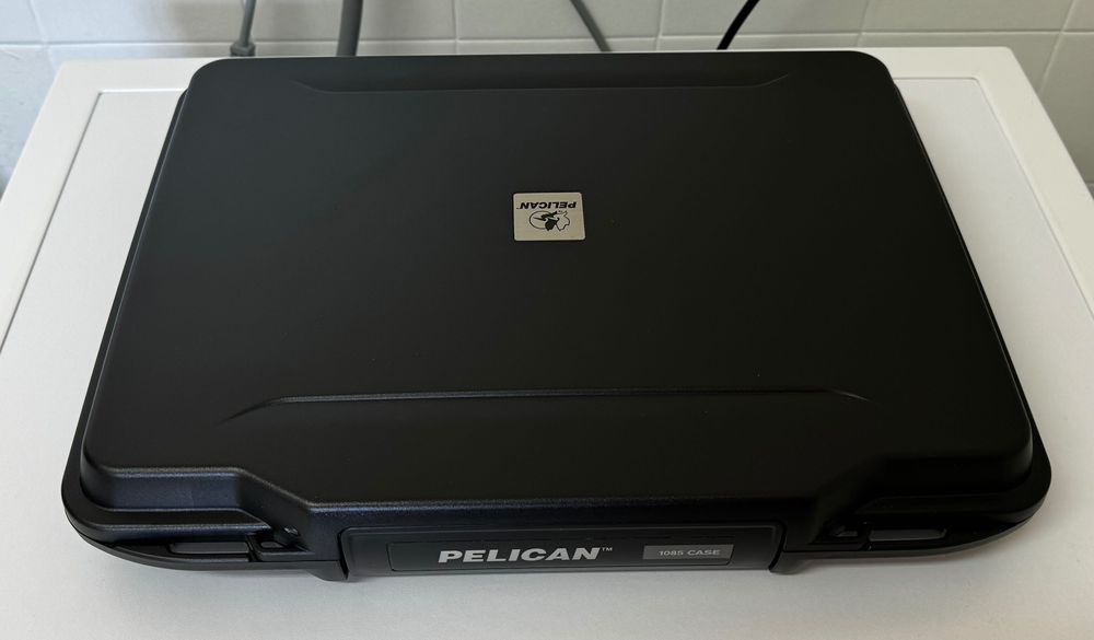 Macbook Pro 14" - 1085 HardBack Laptop Case - Como Novo