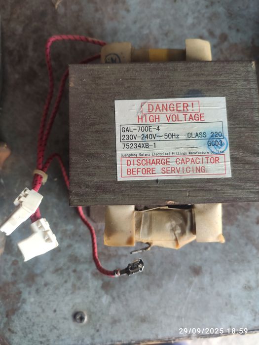 Transformador de microondas