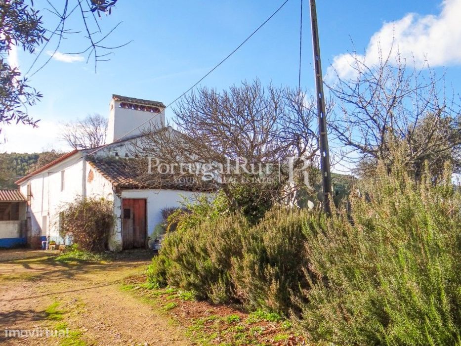 Quinta de 9 hectares em Marvão