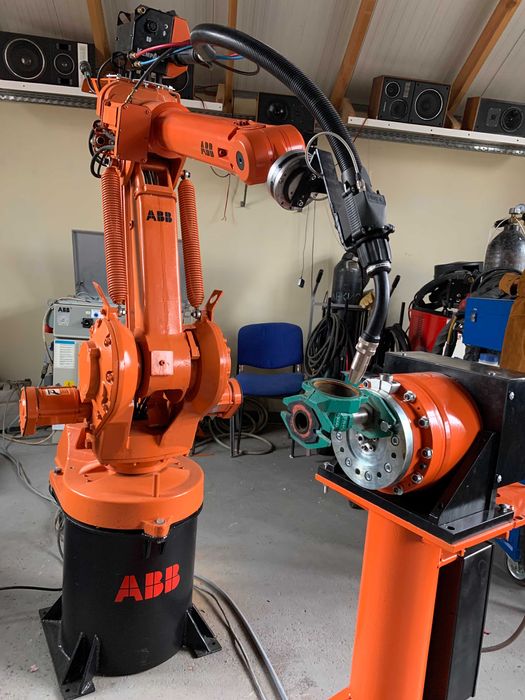 Зварювальний аппарат Робот ABB IRB 1400