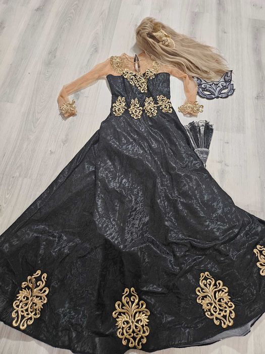 Super kostium na hallowen i karnawał rozm.36