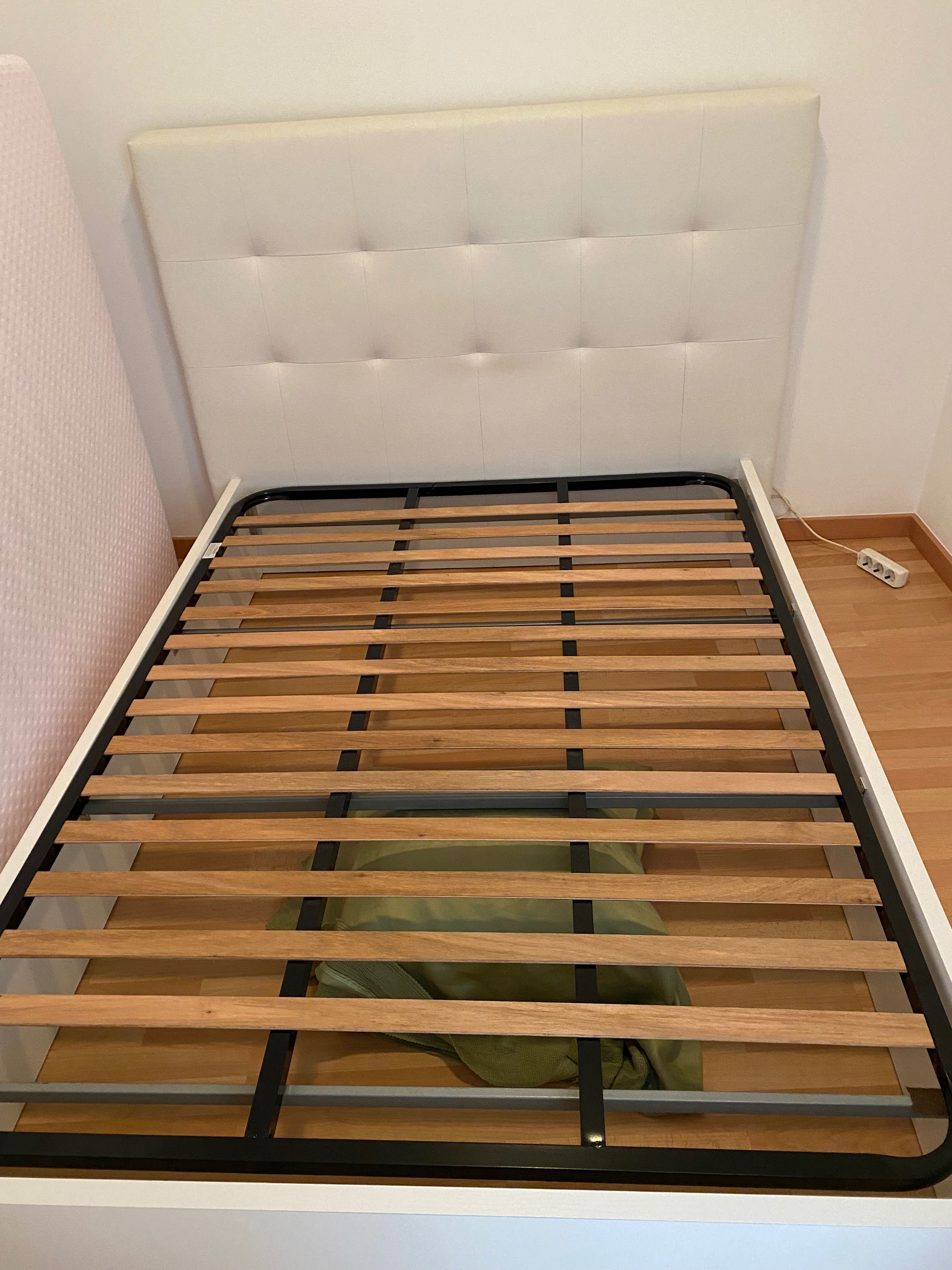 Cama de casal 1.40x1.60