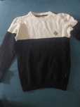 Dwa swetry rozmiar 158-164 stan idealny