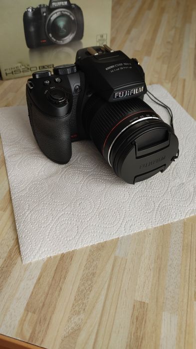 Цифрова фотокамера Fujifilm HS20 EXR