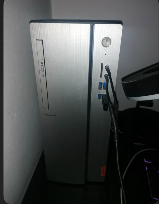 Komputer z monitorem 24 cale