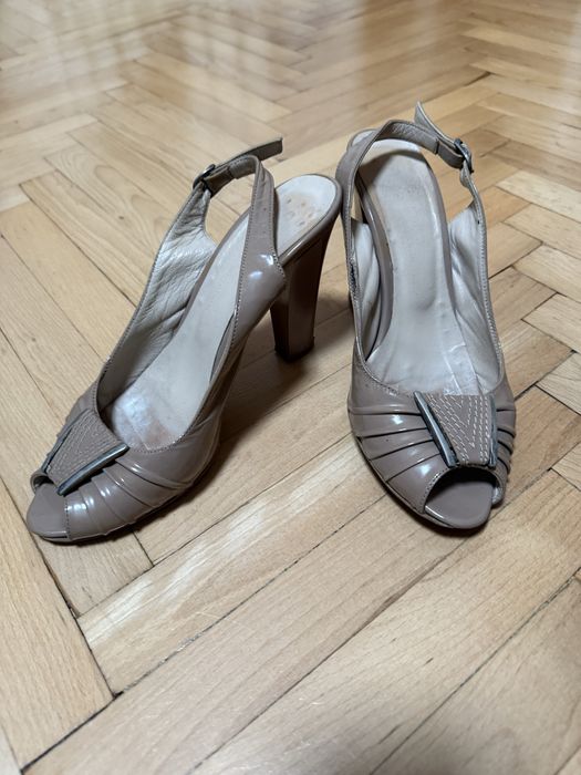 Взуття безкоштовно 36р