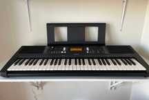Teclado Piano Yamaha PSR-E363 48 notas