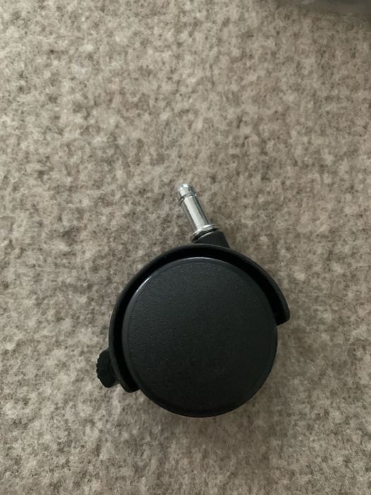 Zestaw kółek do fotela komputerowego