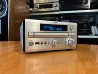 Wieża Yamaha CDX-E320 PianoCraft mini amplituner, Audio Room