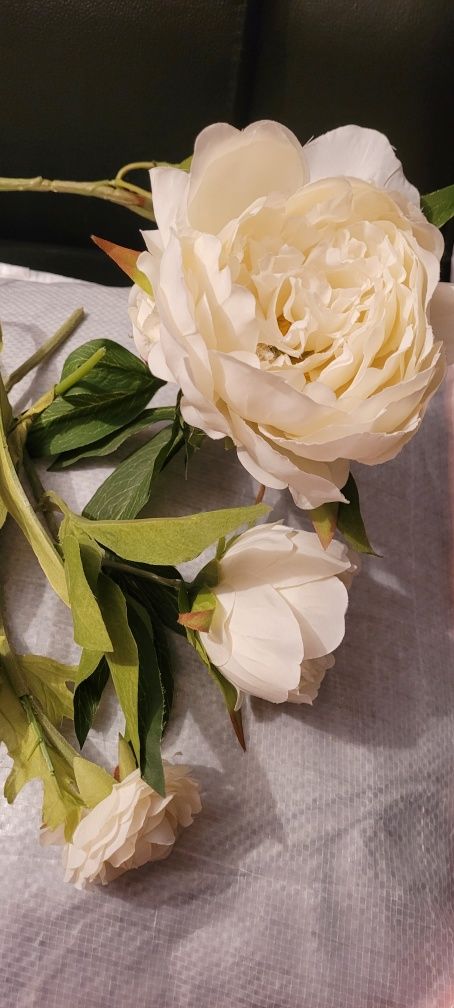 Conjunto de flores artificiais