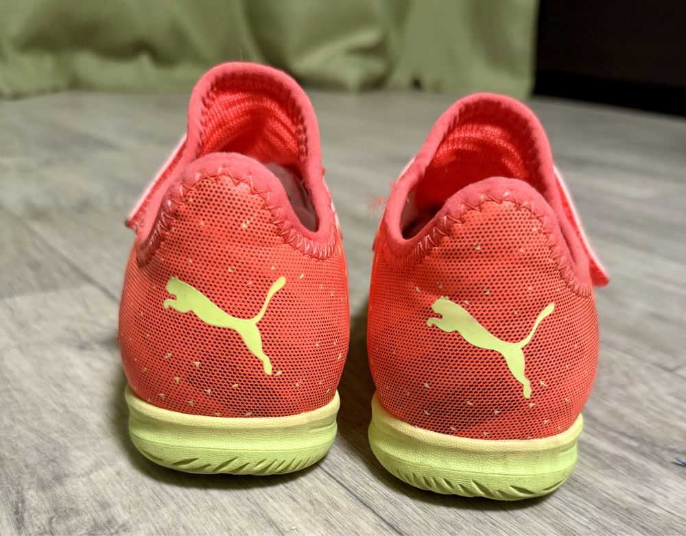 Футзалки (бампи) Puma Future Z 4.4 IT V Junior, р. 31.