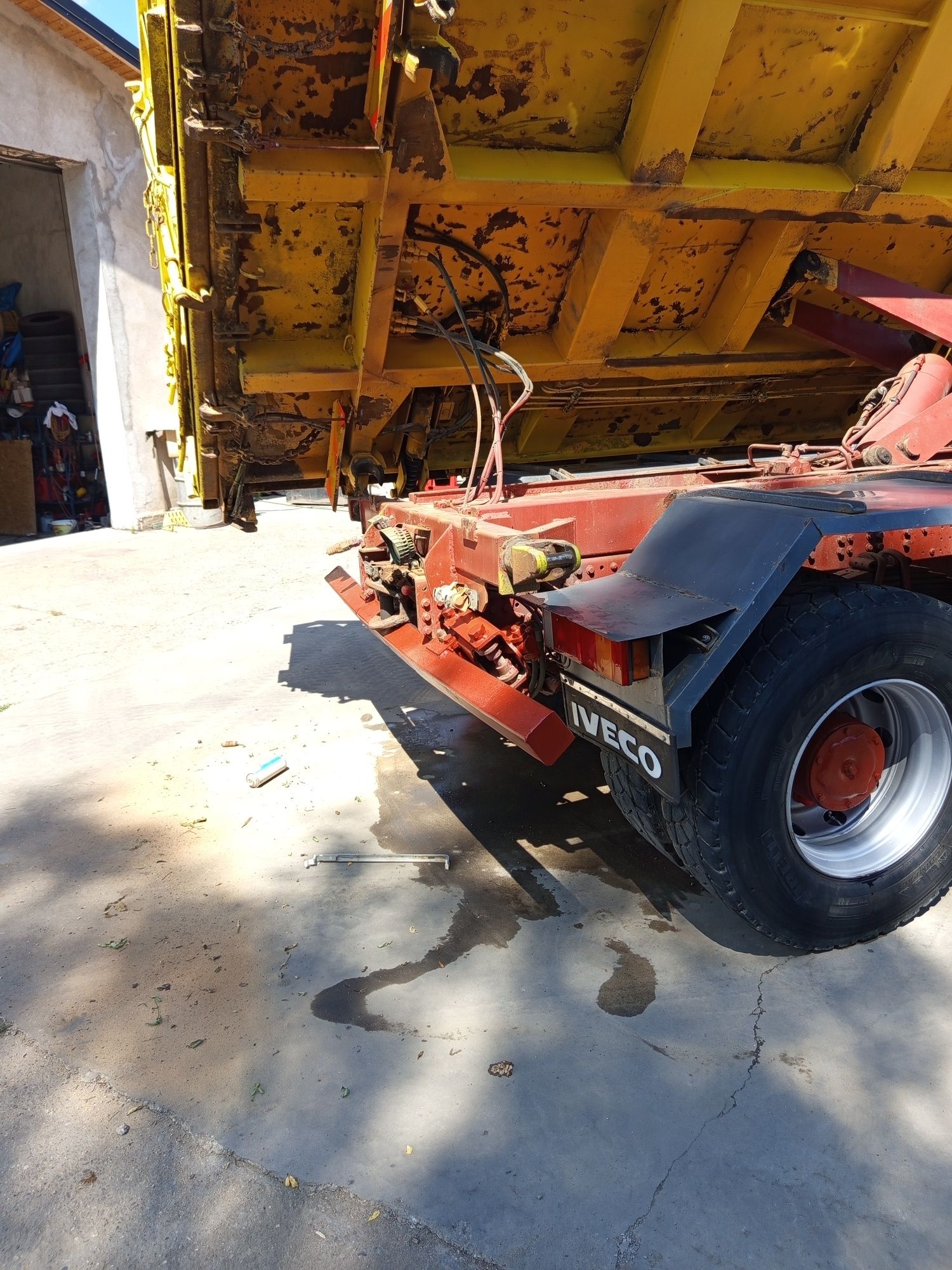 Iveco cursor trucker trakker tracker wywrotka 3 ośka
