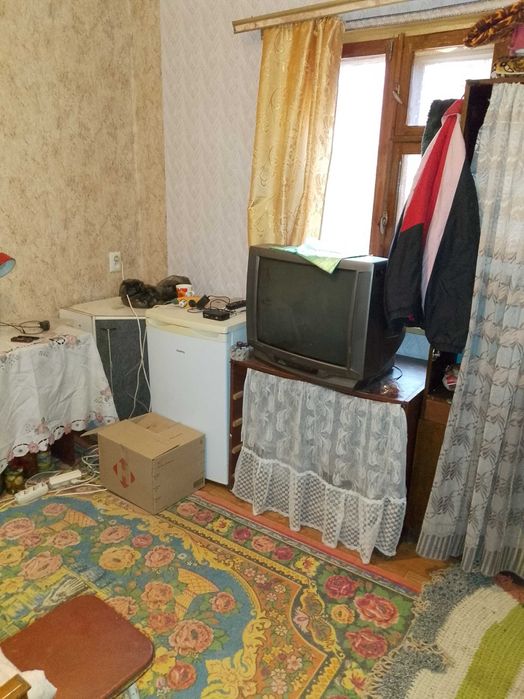 Сдам бесплатно комнату женщине беженке или освободившейся из млс