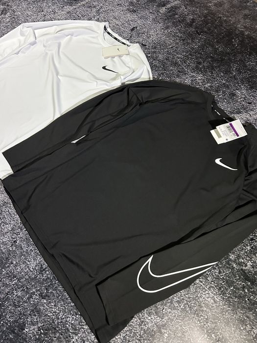 Термобілизна Nike