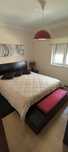 Mobilia de Quarto - Cama + 2 Mesas de Cabeceira + Cómoda