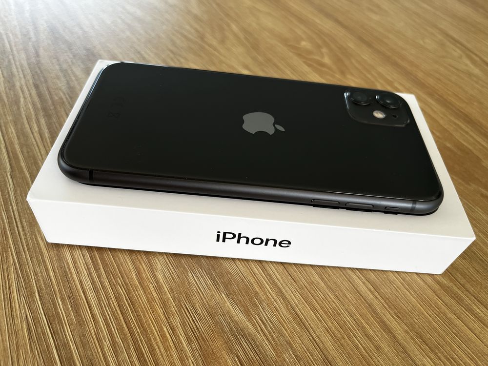 iPhone 11 stan idealny 64gb