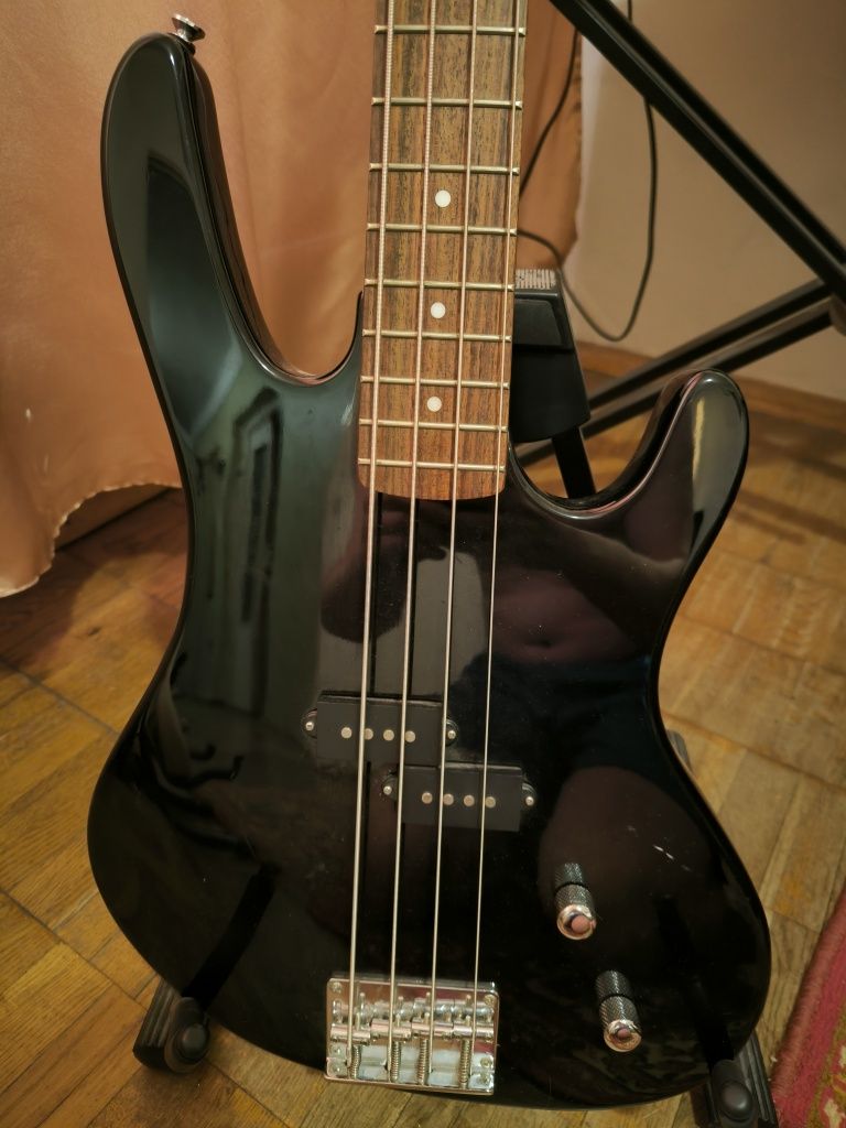 Бас гітара Washburn XB100