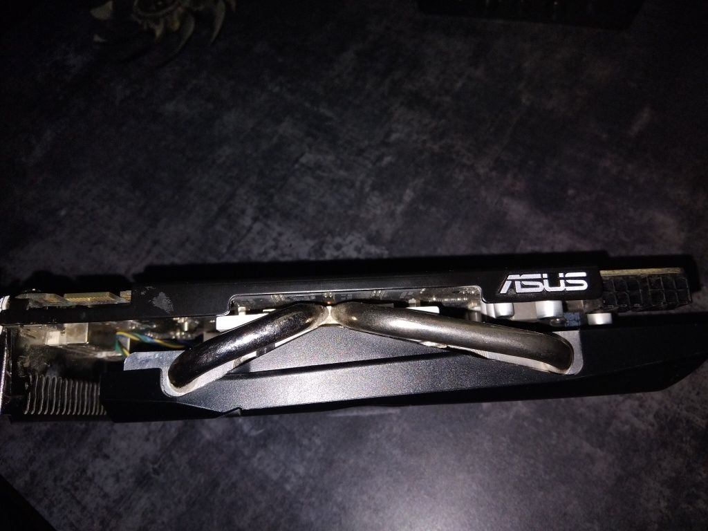 Gtx 560 неробоча під запчастини або відновлення