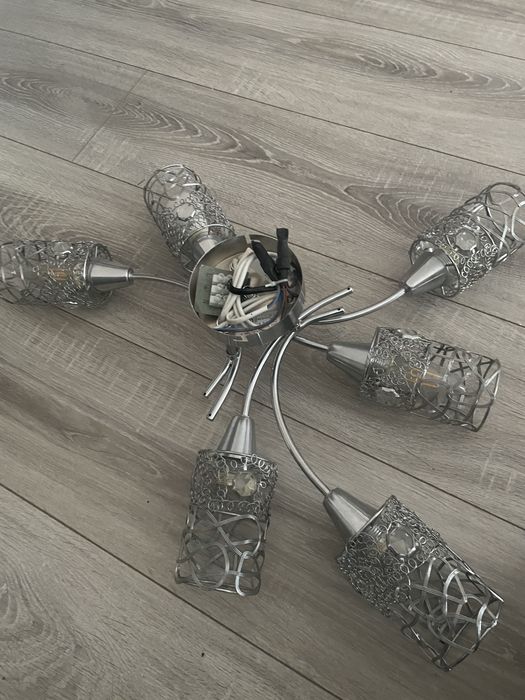 Zyrandol i lampa stojaca cena za calosc