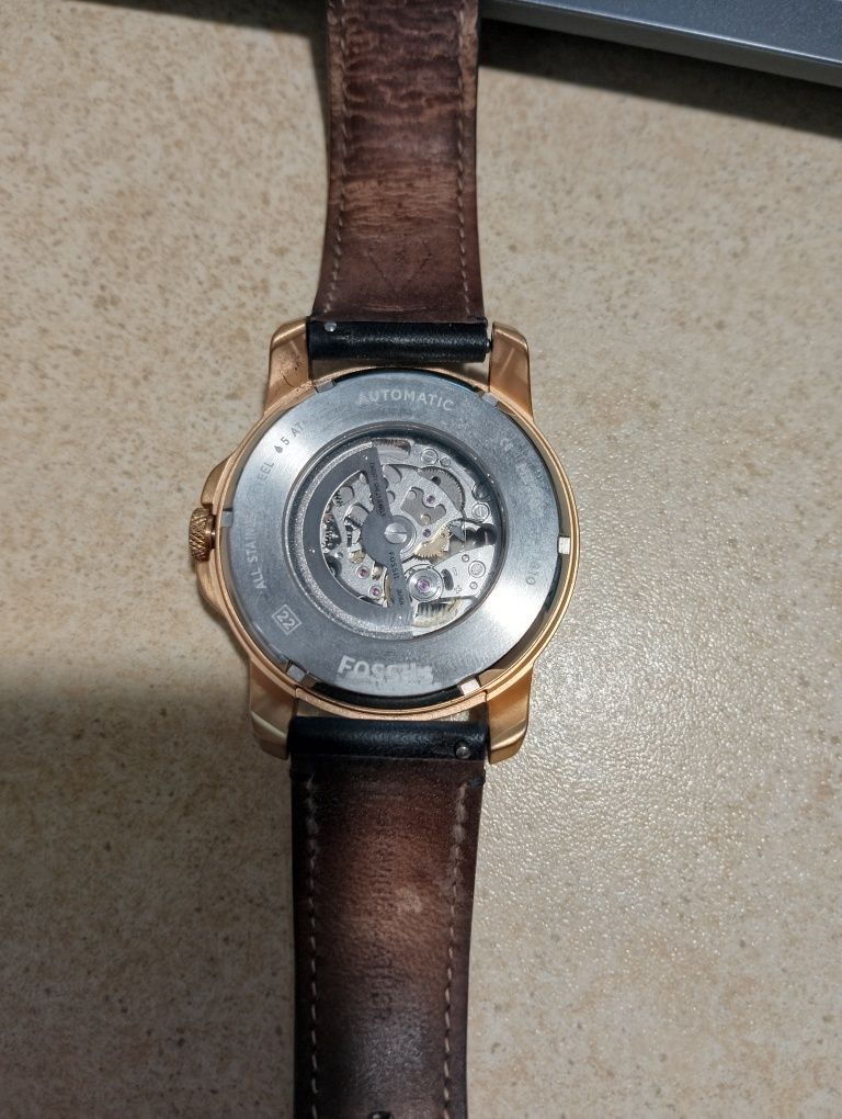Чоловічий годинник FOSSIL скелетон.