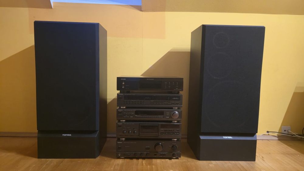 ZestawStereo,Głośniki,Wzmacniacz,Equalizer,Magnetofon,Tuner,Odtwarz.CD